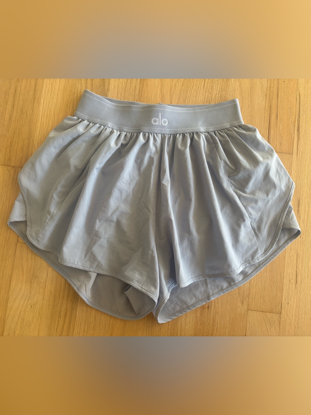Alo Yoga Winter Frost Match Point Short